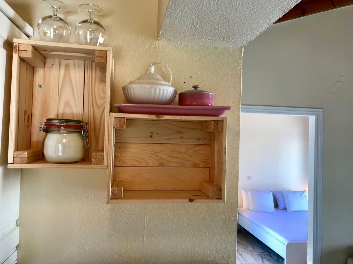 Wooden Ceiling Apartment - Close To City Center Kanálion Екстериор снимка